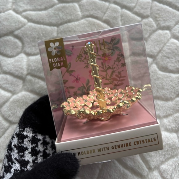 Floral Dish Ring Holder with Genuine Crystals - Picture 5 of 10